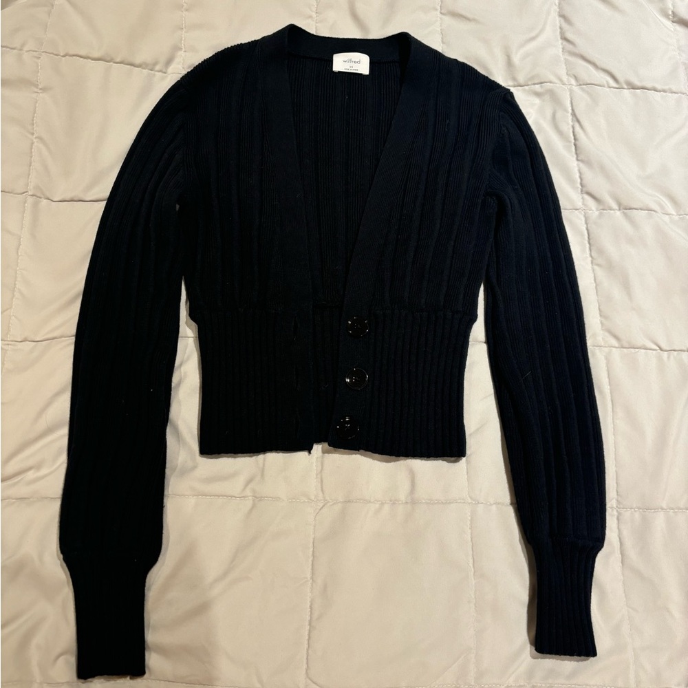 Wilfred aritzia plunge neck cardigan